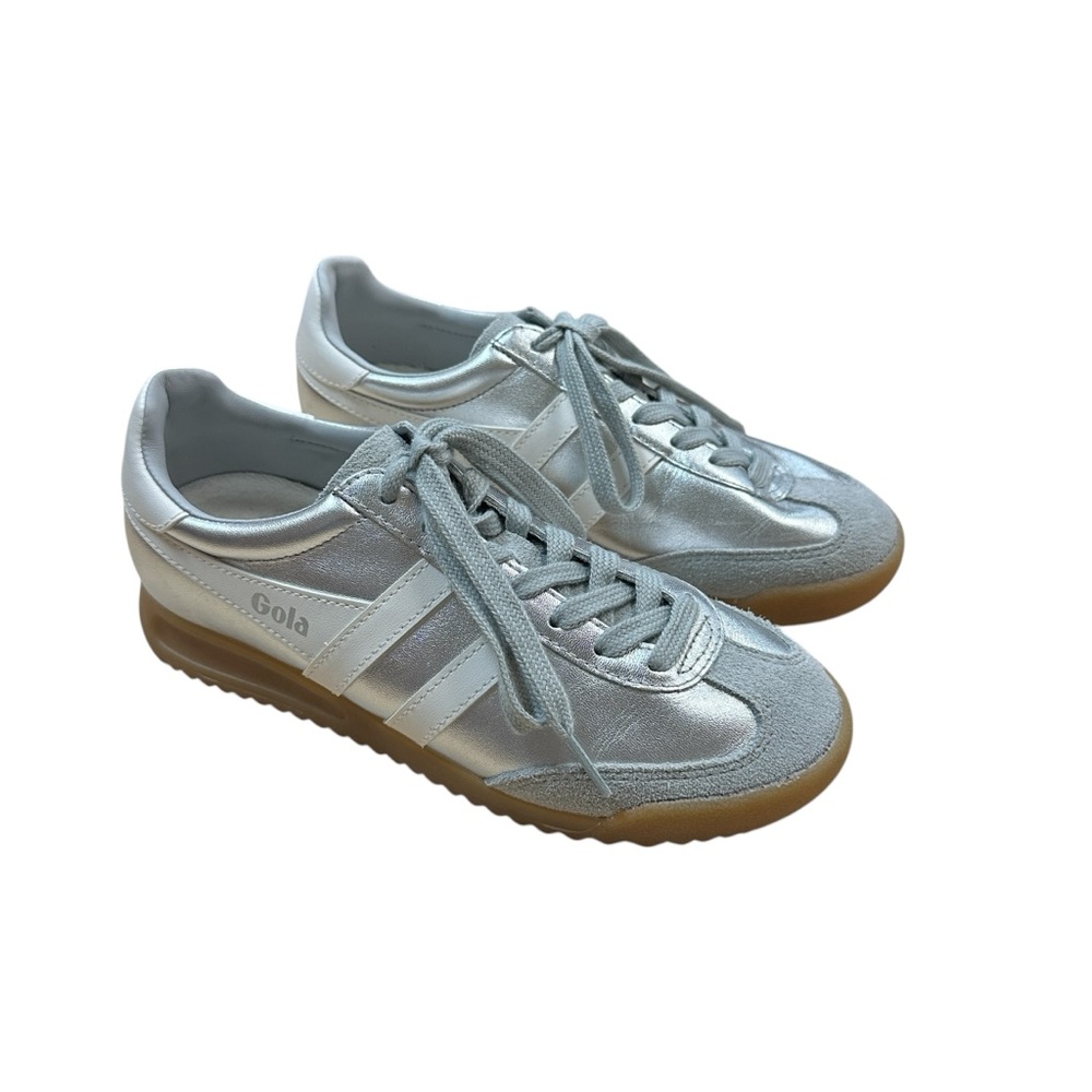 Gola Classics Women’s Torpedo Silver Metallic Low-Top Sneakers with Gum Sole